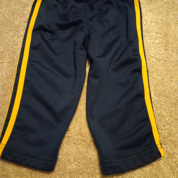 ****Boys ADIDAS JOGGING PANTS**** - Picture 2 of 3